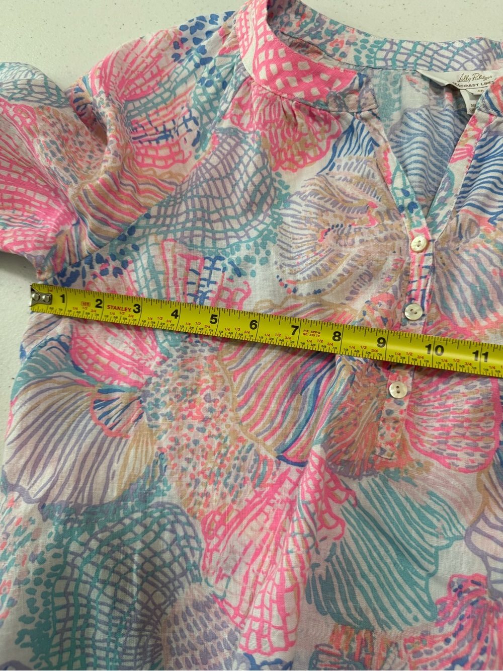 Lilly Pulitzer Seacoast Linen Caprina Roar Of The Seas Puff Sleeve Top Medium - Picture 9 of 13